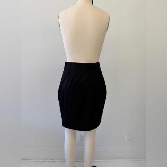 Elegant Black Mugler Women's Skirt - Picture 4 of 6